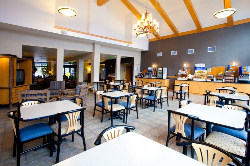 Holiday Inn Express - Seward, AK
