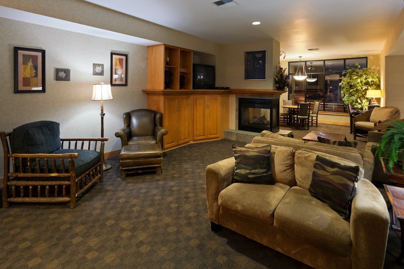 Holiday Inn Express - Seward, AK