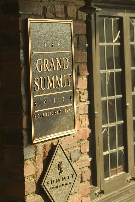 GRAND SUMMIT HOTEL - Summit, NJ