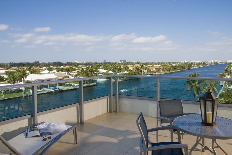 Il Lugano Suite Hotel - Fort Lauderdale, FL