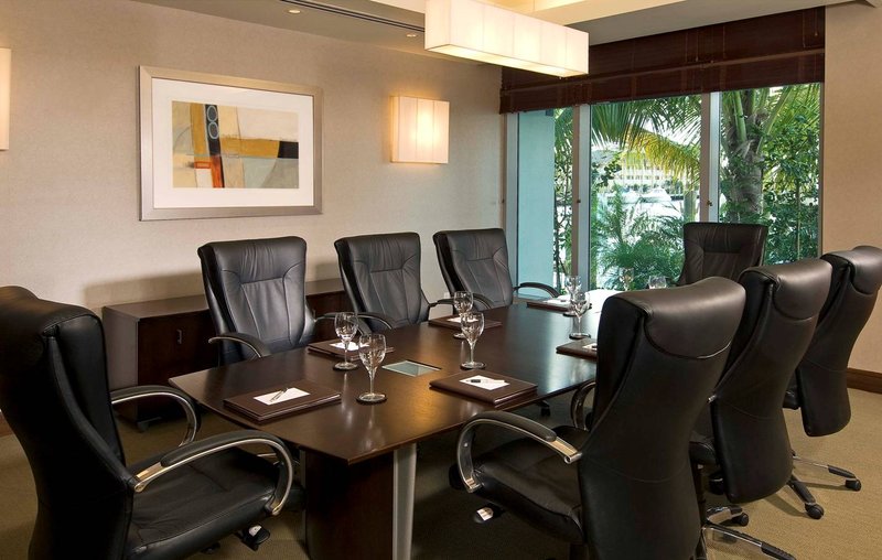 Il Lugano Suite Hotel - Fort Lauderdale, FL