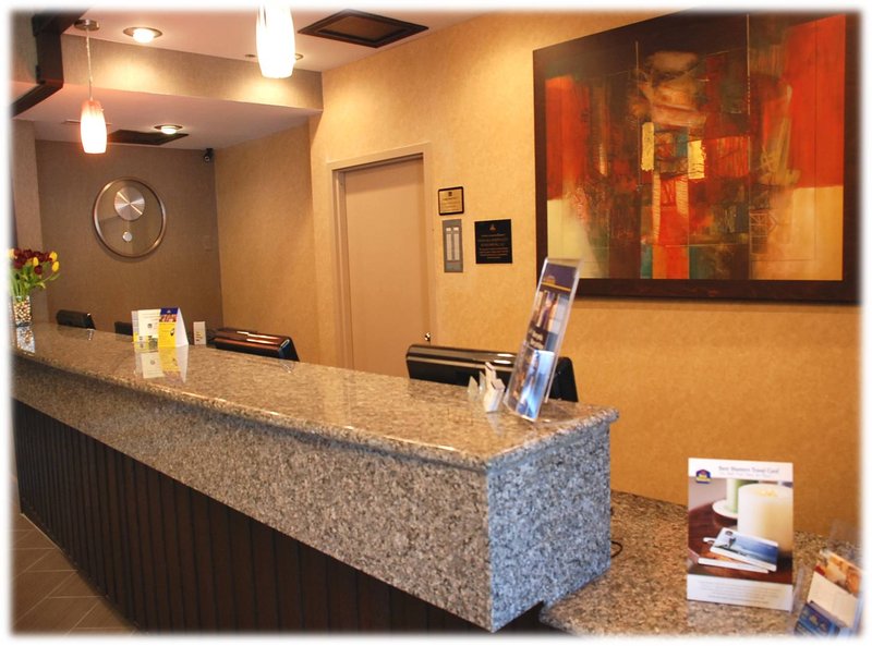 Best Western Plus Schaumburg Hotel & Conference Center - Schaumburg, IL