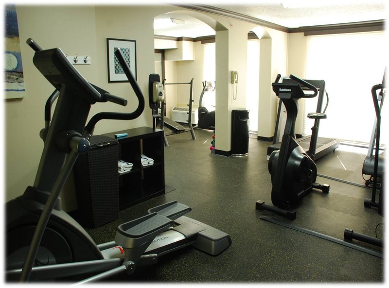 Best Western Plus Schaumburg Hotel & Conference Center - Schaumburg, IL
