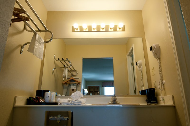 BEST WESTERN Inn Of Brenham - Brenham, TX