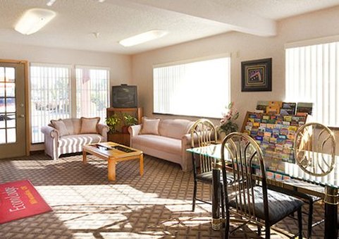 Econolodge Southeast Portland - Portland, OR