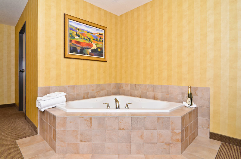 BEST WESTERN PLUS Pasco Inn & Suites - Pasco, WA
