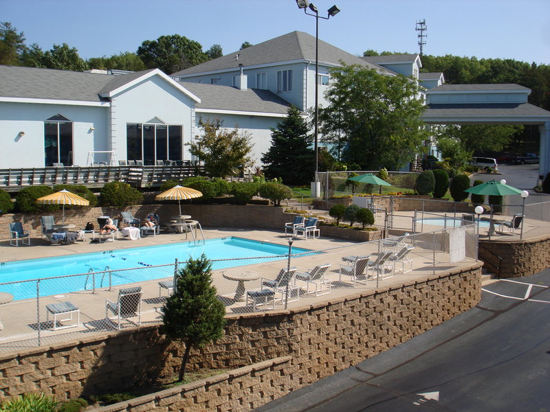 Skyline Hotel & Suites - Wisconsin Dells, WI