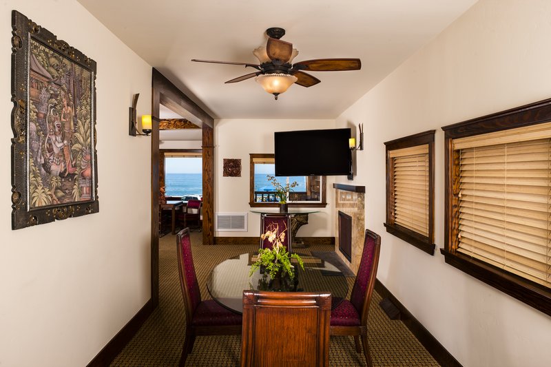 Airtel Plaza Hotel & Conference Center - Van Nuys, CA