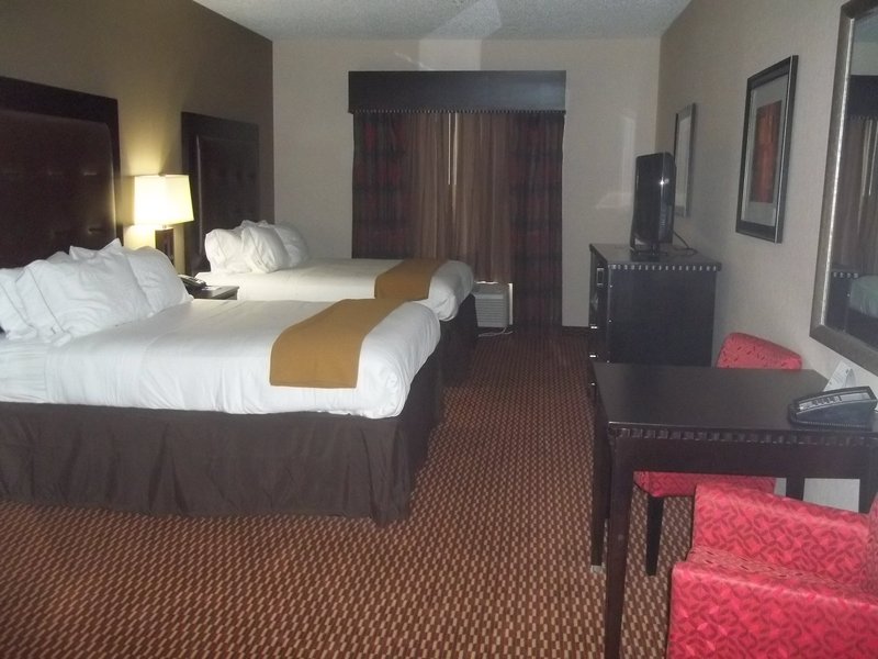 Holiday Inn Express NEWINGTON - Hartford, CT