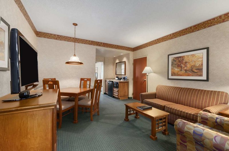 Embassy Suites Little Rock - Little Rock, AR