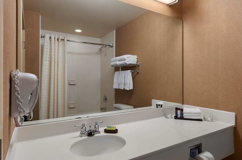 Embassy Suites Little Rock - Little Rock, AR