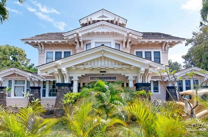 Manoa Valley Inn
