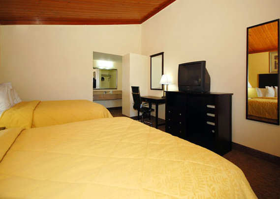 Quality Inn Tullahoma - Tullahoma, TN