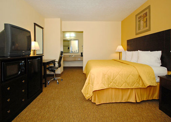 Quality Inn Tullahoma - Tullahoma, TN