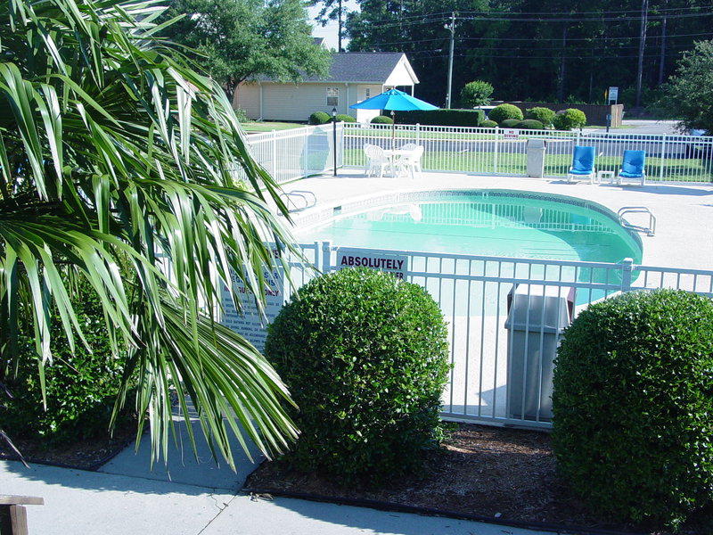 Best Western White Columns Inn - Thomson, GA