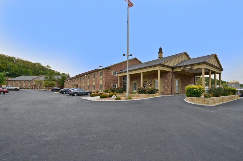Best Western - Kansas City, KS