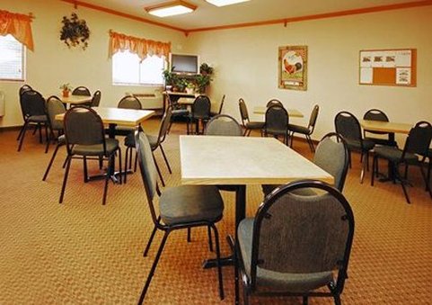 Econo Lodge Inn & Suites - New Castle, CO