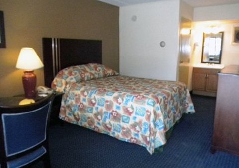 Rodeway Inn - La Grange, IL