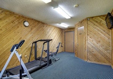 Super 8 - Kewanee, IL