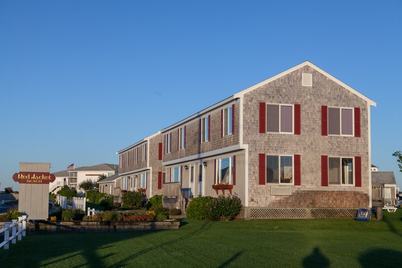 Red Jacket Beach Resort - South Yarmouth, MA