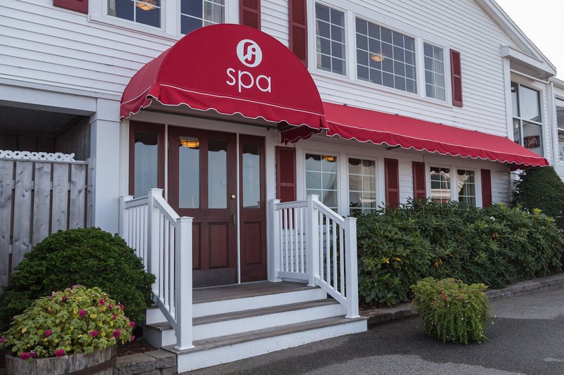 Red Jacket Beach Resort - South Yarmouth, MA