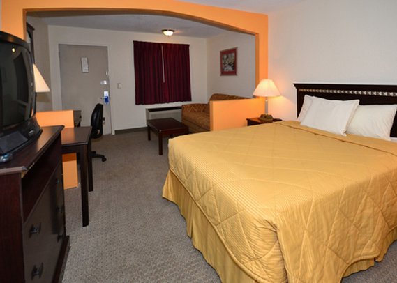 Rodeway Inn - Olathe, KS