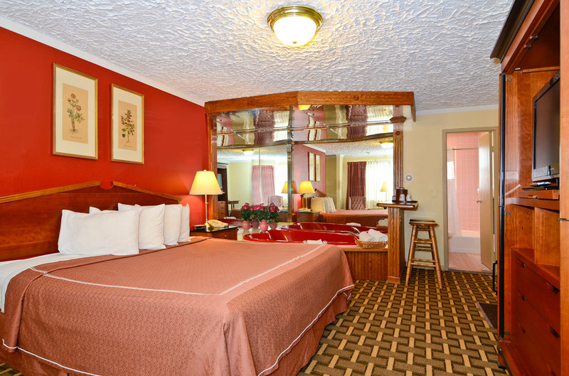 Americas Best Value Inn - Clarence, NY