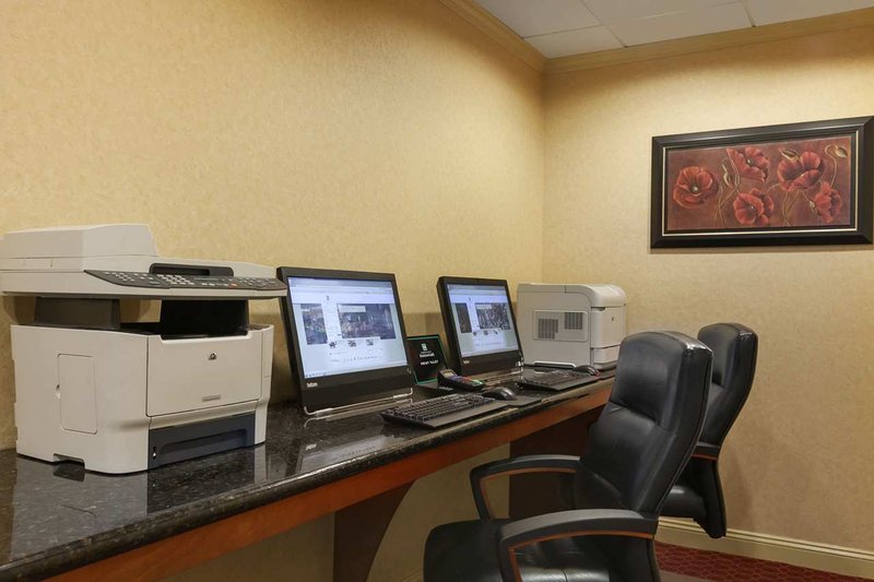 Embassy Suites By Hilton Pittsburgh International Airport - Coraopolis, PA