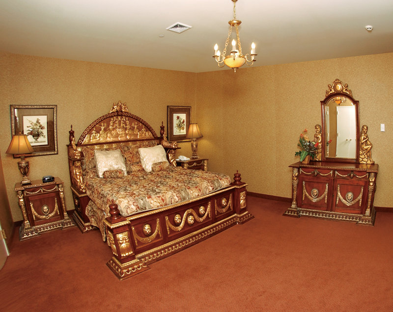 Inn By The Lake - Gilbertsville, KY