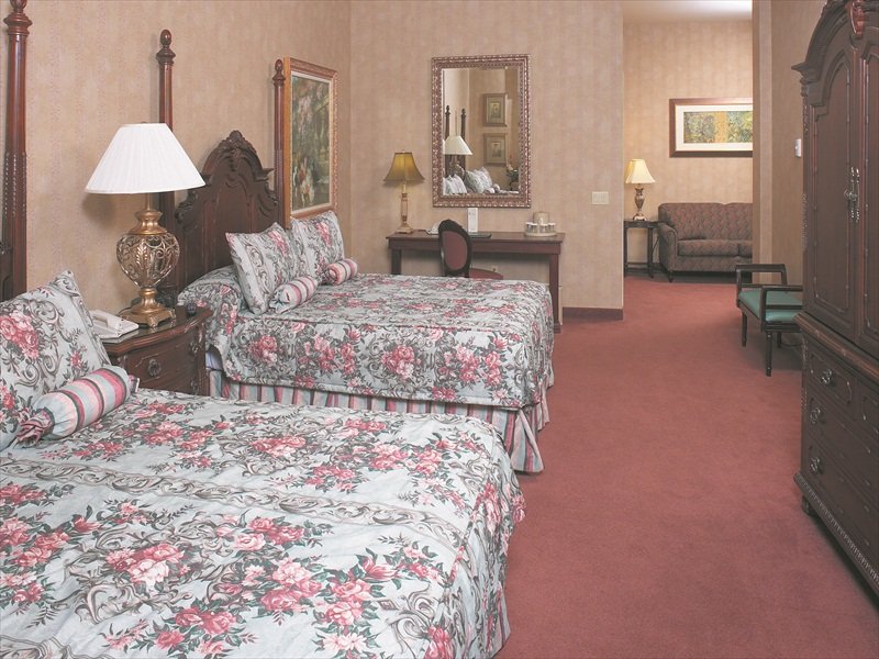 Inn By The Lake - Gilbertsville, KY