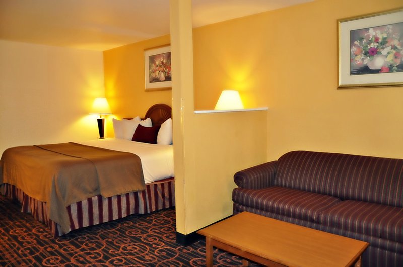 BEST WESTERN Benton Inn - Benton, AR