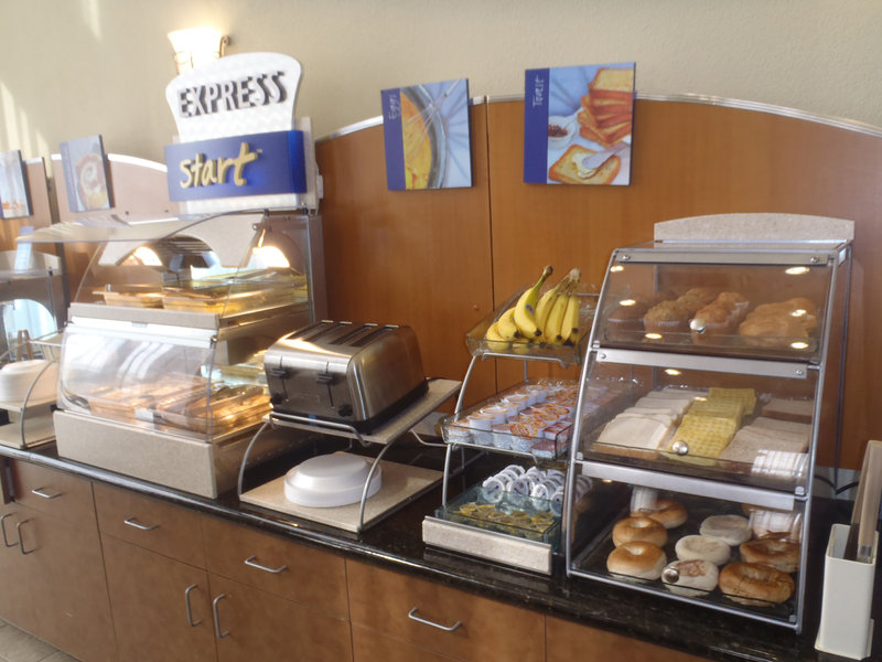 Holiday Inn Express - Brookhaven, MS