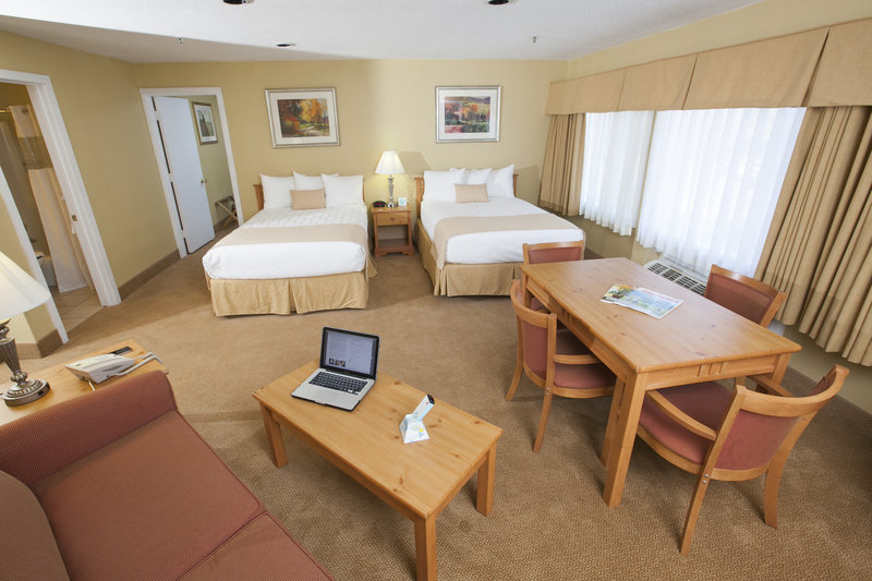 BEST WESTERN PLUS Windjammer Inn & Conference Center - South Burlington, VT