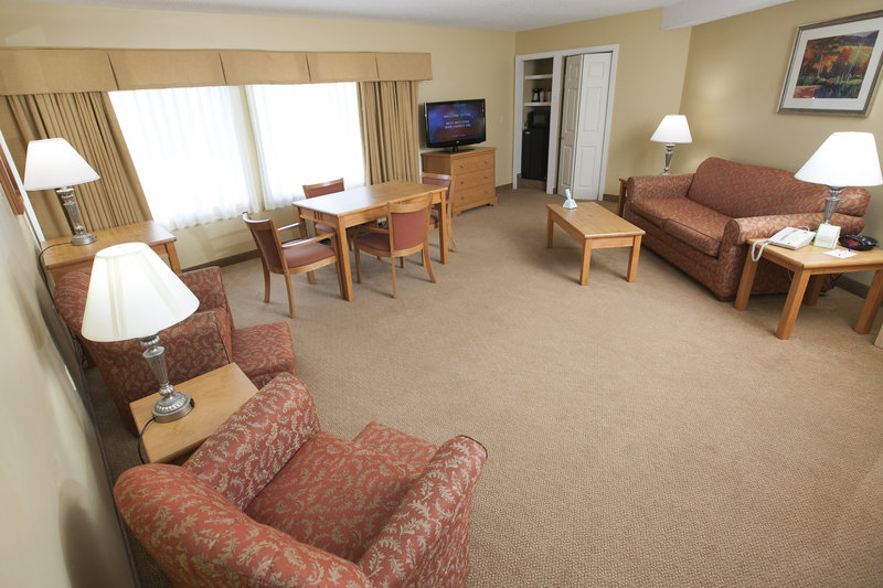 BEST WESTERN PLUS Windjammer Inn & Conference Center - South Burlington, VT