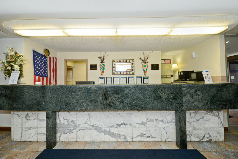 Americas Best Value Inn - Benton Harbor, MI
