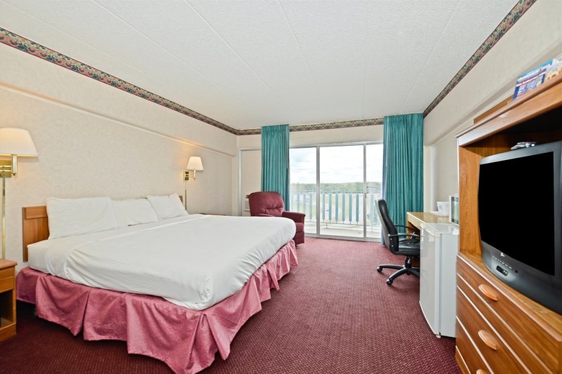 Americas Best Value Inn - Benton Harbor, MI