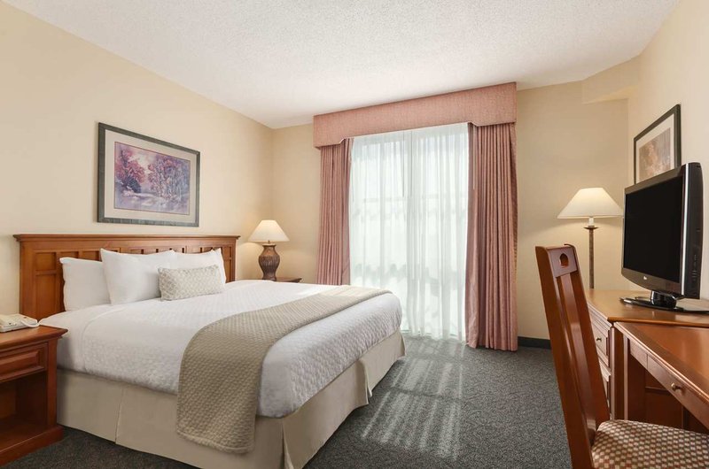 Embassy Suites Little Rock - Little Rock, AR