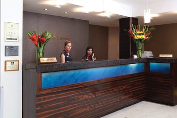 Best Western Premier Shaftesbury Hotel - Lobby