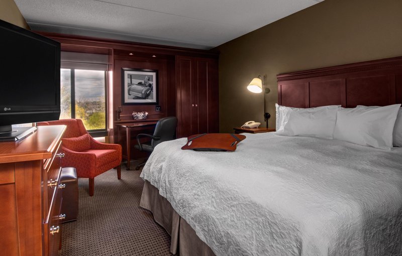 Hampton Inn Appleton-Fox River Mall Area - Appleton, WI