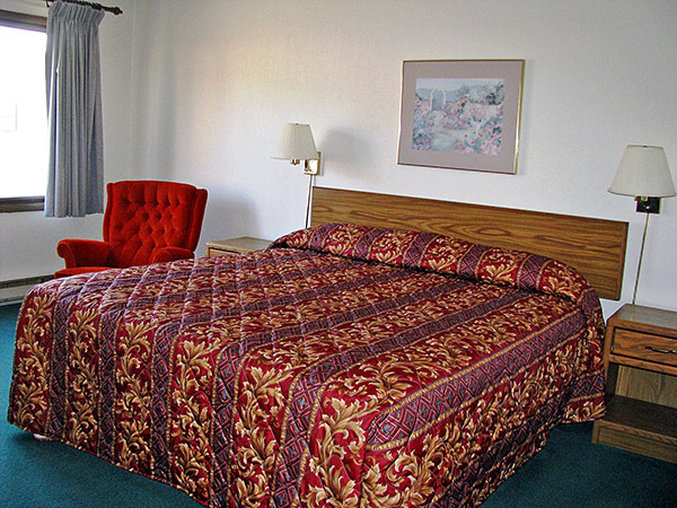 Motel 6 - Iron Mountain, MI