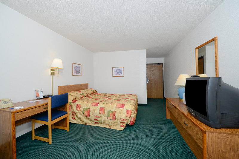 Americas Best Value Inn Charlotte, Mi - Charlotte, MI