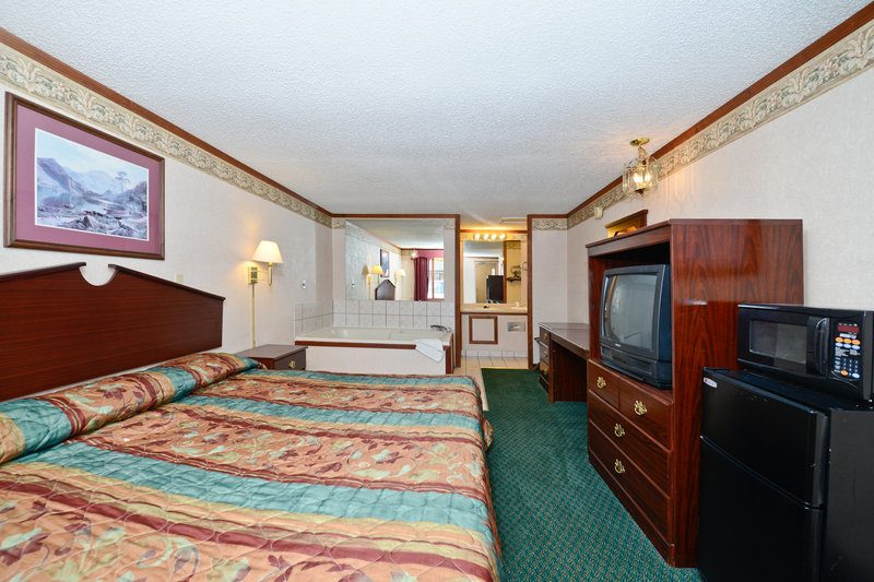 Econo Lodge - Warren, MI