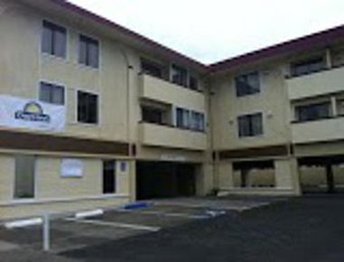 Oak Tree Inn & Penny's Diner - Dunsmuir, CA