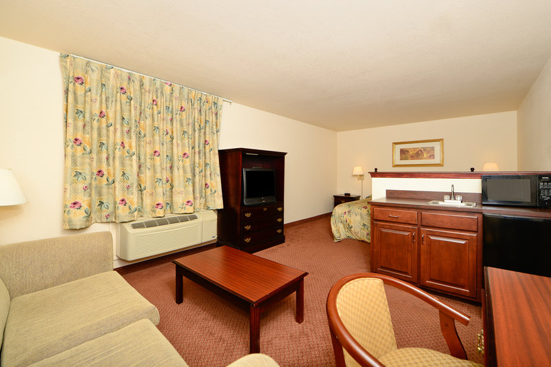 Americas Best Value Inn - Hartselle, AL