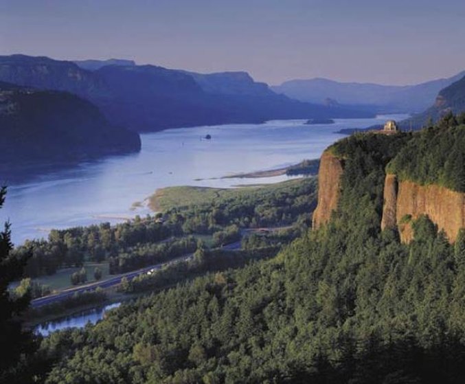 Holiday Inn Express PORTLAND EAST - TROUTDALE - Portland, OR