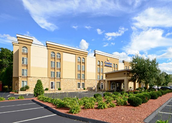 Comfort Inn & Suites East Hartford