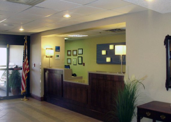 Comfort Inn - Clarksville, TN