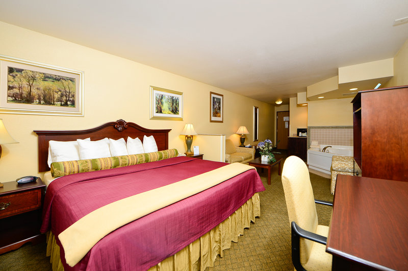Best Western - Hubbard, OH