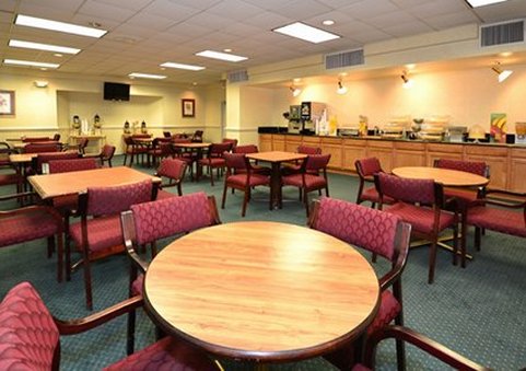 Quality Inn & Suites - Chambersburg, PA