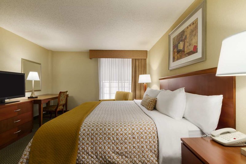 Embassy Suites By Hilton Winston Salem - Winston Salem, NC